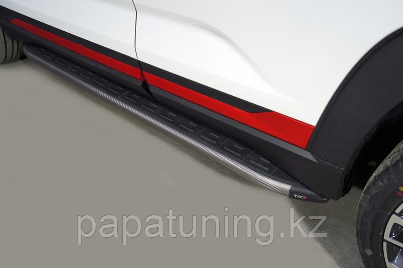 Пороги алюминиевые с пластиковой накладкой (карбон серые) 1720 мм ТСС для Changan CS35 plus2WD 1.5T 2023- - фото 1 - id-p108131651