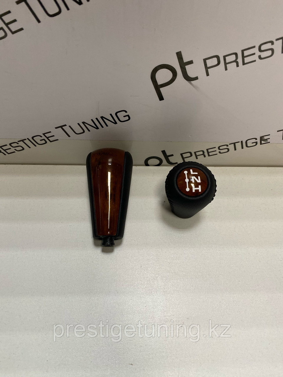 Ручка АКПП и ручника коричневое дерево на Land Cruiser Prado 120 2003-09