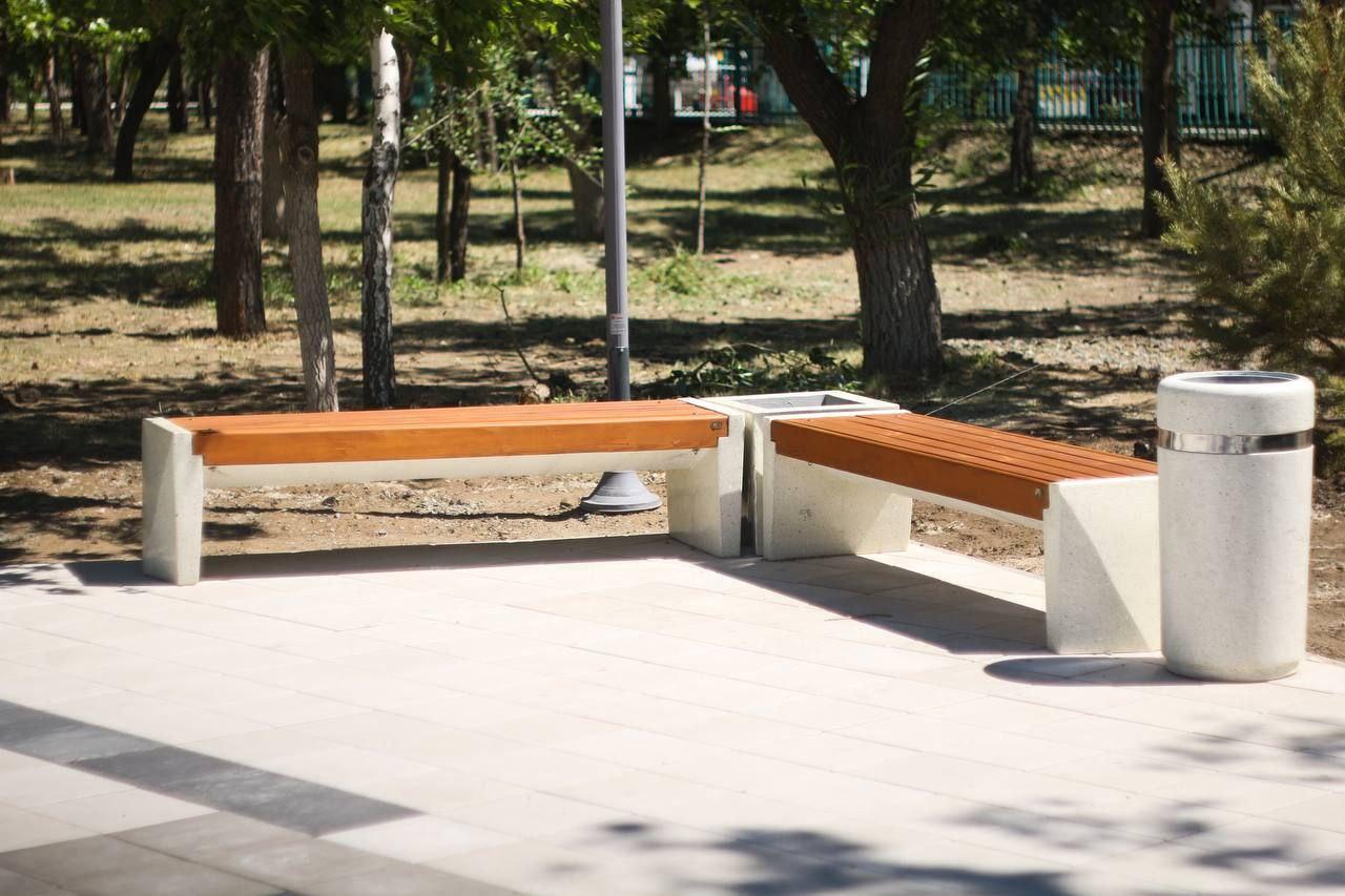 Парковые скамейки из композитного мрамора
