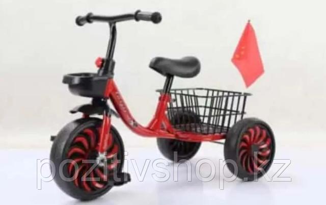 Велосипед трехколесный E528 красный