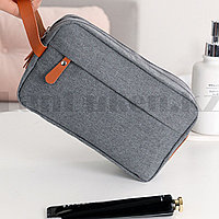Мужская дорожная косметичка серая