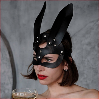 Калининградтағы транссексуал Порно видео онлайн: Достың анасын былғады