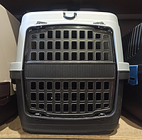 Переноска для кошек и мелких собак