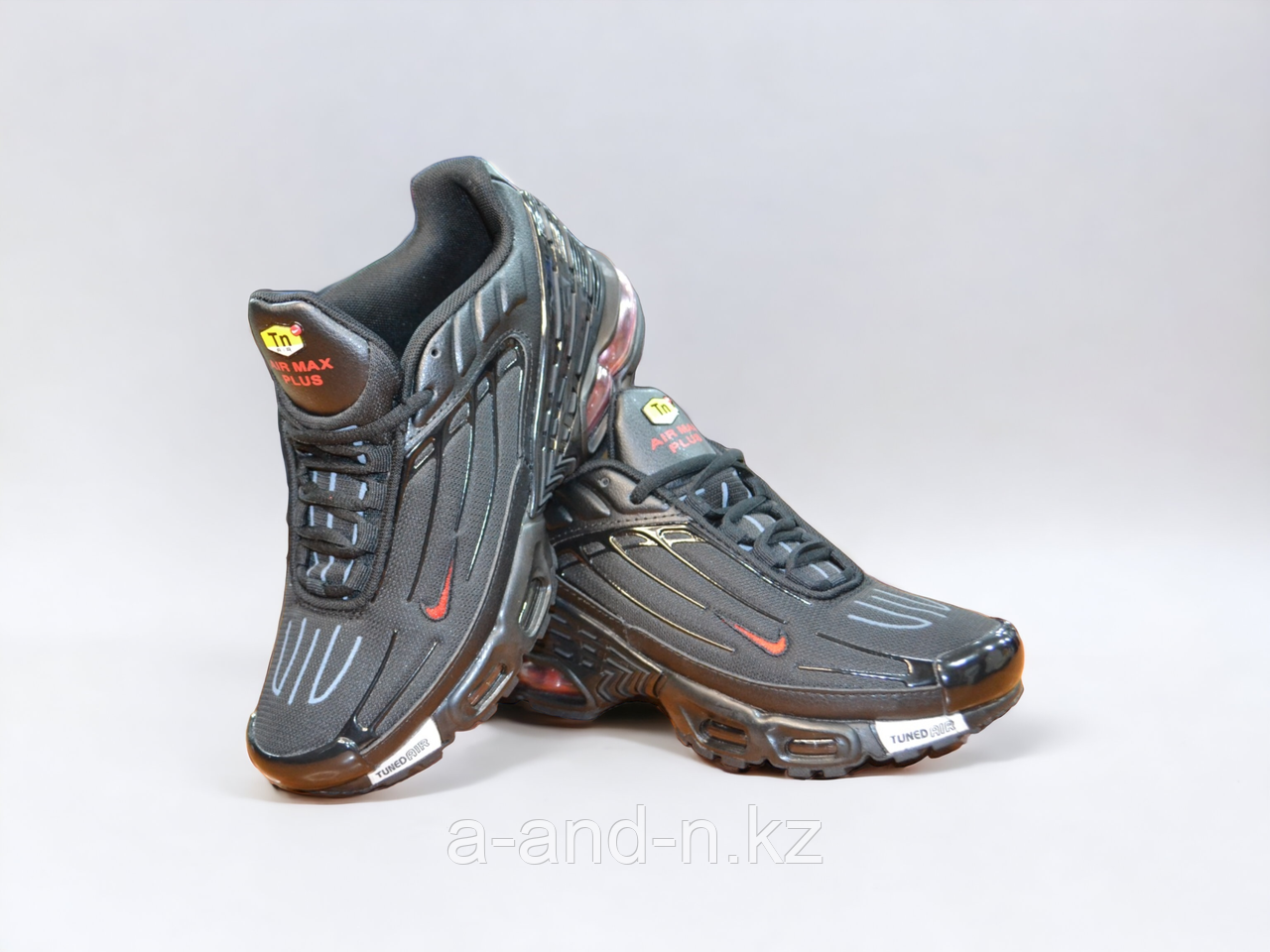 Мужские кроссовки Nike Air Max Plus 3, Чёрный - фото 8 - id-p108499101