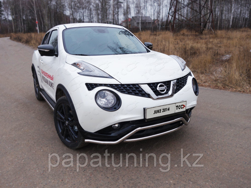 Защита передняя (кенгурин с вставкой) 42,4 мм ТСС для Nissan Juke 2014- (2WD)