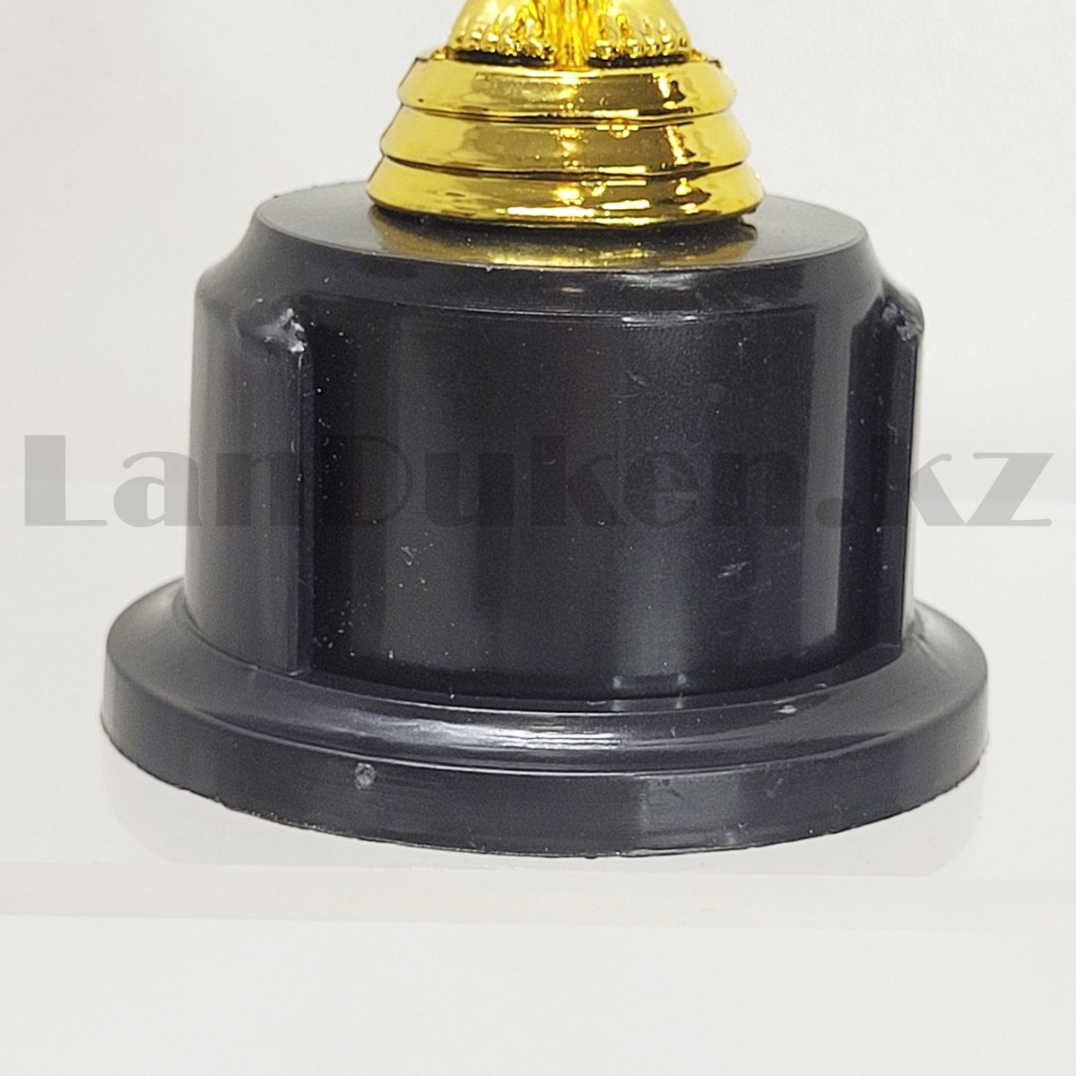 Фигура сувенирная Оскар с круглой подставкой маленькая (15 см) с возможностью гравировки - фото 5 - id-p63706601