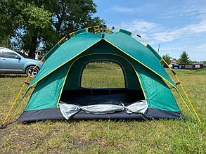 Четырехместная  палатка  210*210*145см