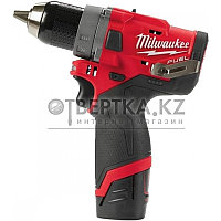 Аккумуляторный шуруповерт Milwaukee M12 CDD-202C 4933440390