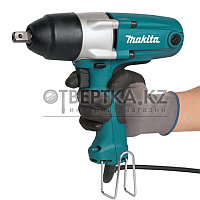 Ударный гайковерт Makita TW0200