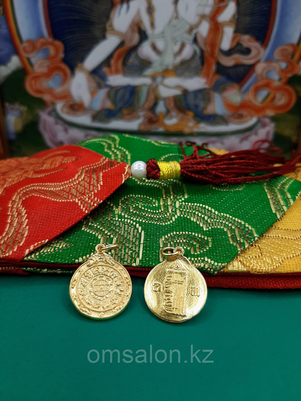 Тибетский амулет оберег Сипахо и Монограмма Калачакры из серебра, 13мм