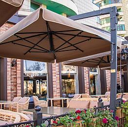 Зонт уличный на боковой опоре 2,5м*2,5м