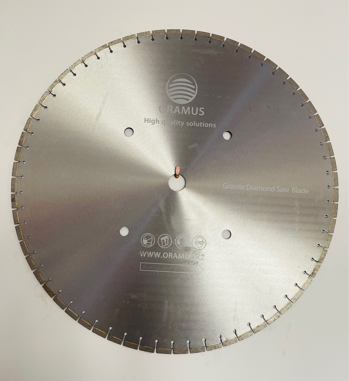 Алмазный диск по ж/бетону Oramus Pro D700