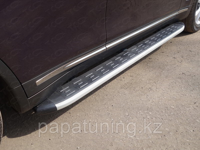 Пороги алюминиевые с пластиковой накладкой 1820 мм ТСС для Infiniti QX 70 2015- - фото 1 - id-p108131897
