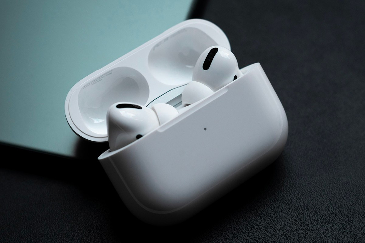 Apple airpods pro 3. Airpods 3 кейс. Airpods pro 2 2022. чип airpods pro. Air pods pro 4.