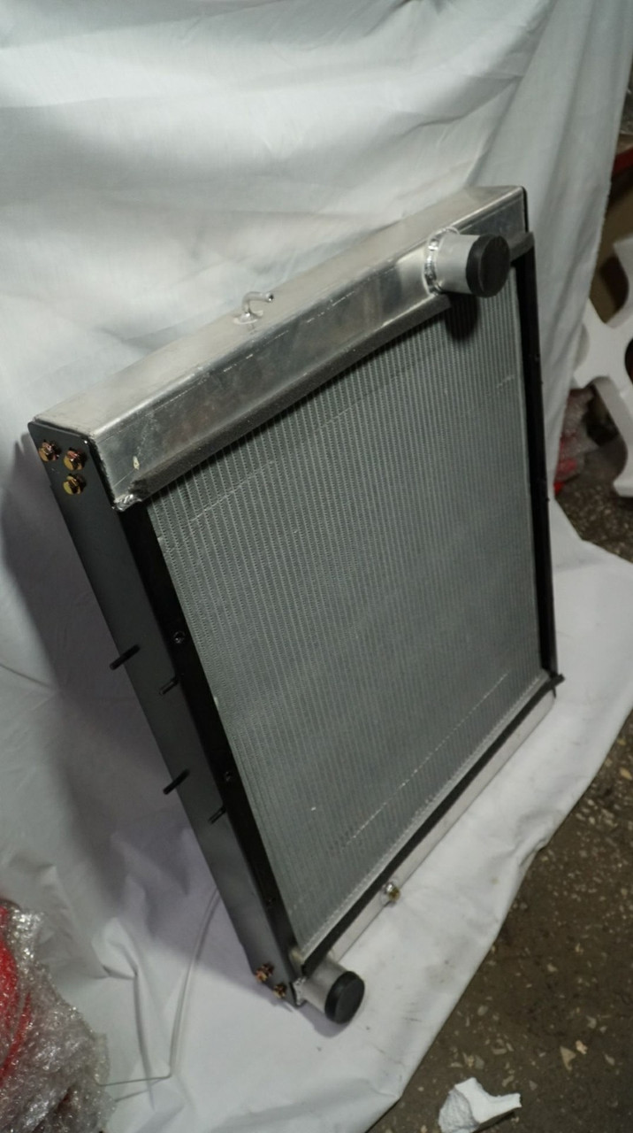 Радиатор системы охлаждения, XCMG QY50K - фото 1 - id-p108756843