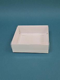 Коробка с пластиковой крышкой размер 13*13*4