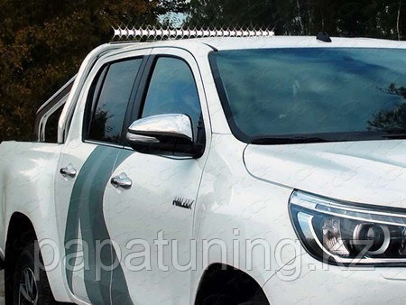 Защита кузова 75х42 мм со светодиодной фарой (только для кузова) ТСС для Toyota Hilux Exclusive 2018- - фото 1 - id-p108867359