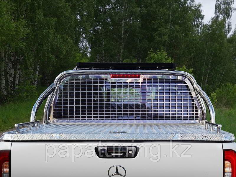 Защита кузова и заднего стекла (для крышки без надписи) 75х42 мм со светодиодной фарой ТСС для Mercedes-Benz - фото 1 - id-p108867284