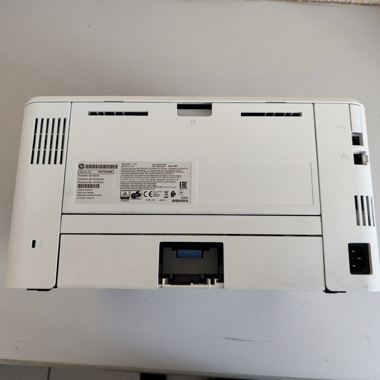 Принтер HP LaserJet PRO M404dn,A4, print 1200x1200dpi, 38ppm, USB, LAN, tray 150 pages - фото 4 - id-p108889218