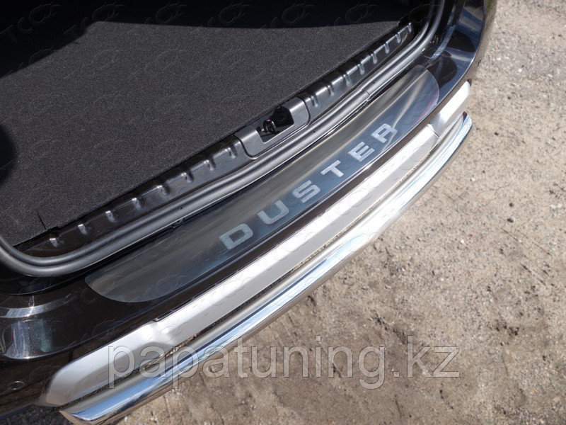 Накладка на задний бампер (лист шлифованный надпись Duster ) ТСС для Renault Duster 2015-2020 - фото 1 - id-p108852269