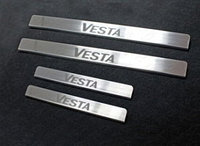 Накладки на пороги (лист шлифованный надпись Vesta) ТСС для Lada Vesta 2015-