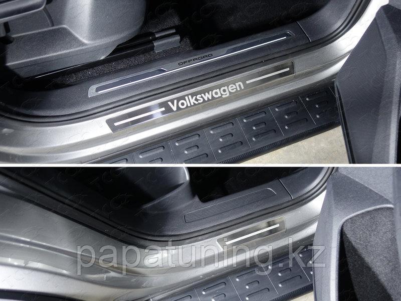 Накладки на пороги внешние (лист шлифованный надпись Volkswagen) 4шт ТСС для Volkswagen Tiguan 2017-2021 - фото 1 - id-p108851918