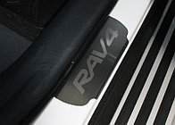 Накладки на пороги (лист шлифованный надпись RAV4) 4 шт ТСС для Toyota RAV4 2019-