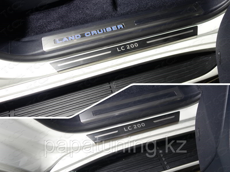 Накладки на пороги с гибом (лист шлифованный надпись LC 200) 4шт ТСС для Toyota Land Cruiser 200 EXCALIBUR - фото 1 - id-p108851838