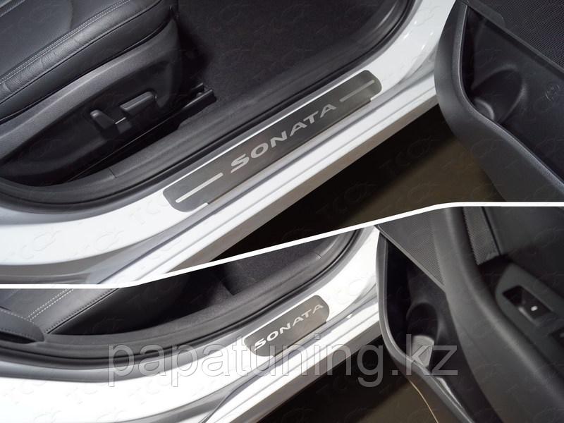Накладки на пороги (лист шлифованный надпись Sonata) 4шт ТСС для Hyundai Sonata 2018- - фото 1 - id-p108851601