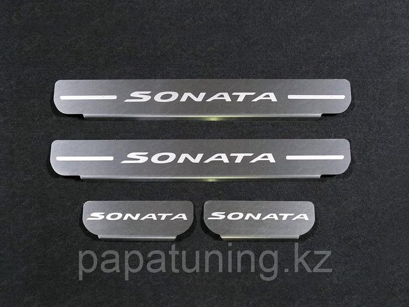 Накладки на пороги (лист шлифованный надпись Sonata) 4шт ТСС для Hyundai Sonata 2018- - фото 2 - id-p108851601