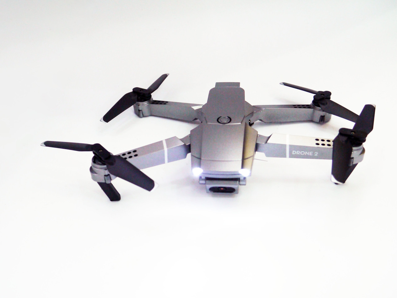 Складной дрон квадрокоптер E68 c WiFi камерой в кейсе - фото 10 - id-p108928126