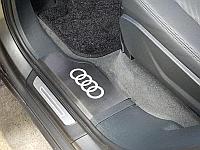 Накладки на пороги (лист шлифованный логотип audi) ТСС для Audi Q7 2015-
