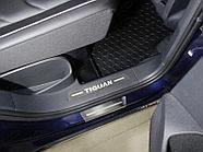 Вставки задние на пластиковые пороги (лист шлифованный надпись Tiguan) 2шт ТСС для Volkswagen Tiguan 2017-2021
