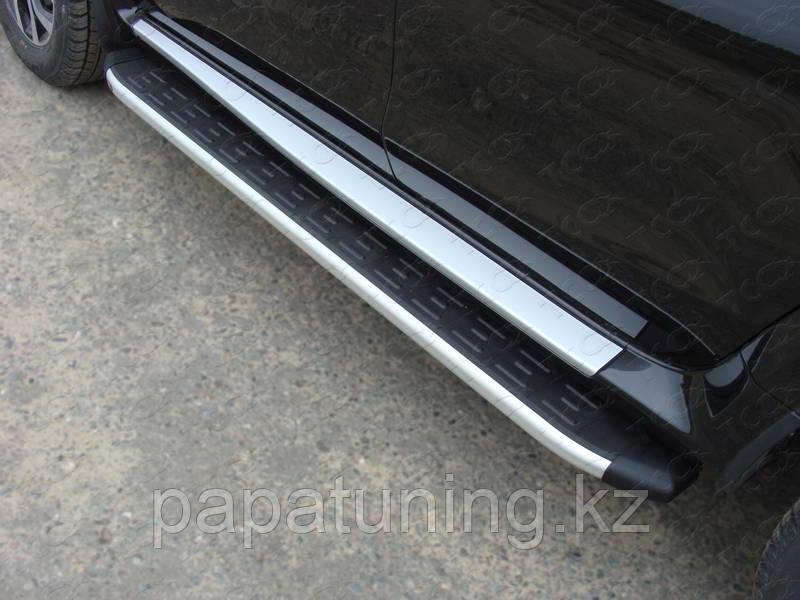 Пороги алюминиевые с пластиковой накладкой (1720 из 2-х мест) ТСС для Nissan Terrano 2014- - фото 1 - id-p108910197