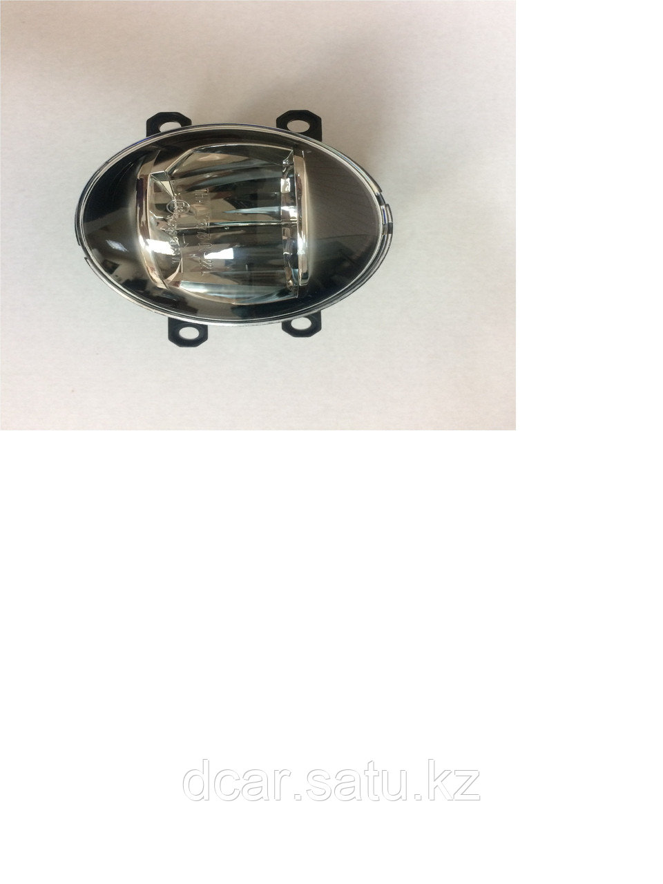 Фара противотуманная TOYOTA CAMRY /LX460 /570 /LC200 /LC PRADO 150 13- /FORTUNER 15- /HILUX 17- RH LED - фото 1 - id-p108969981