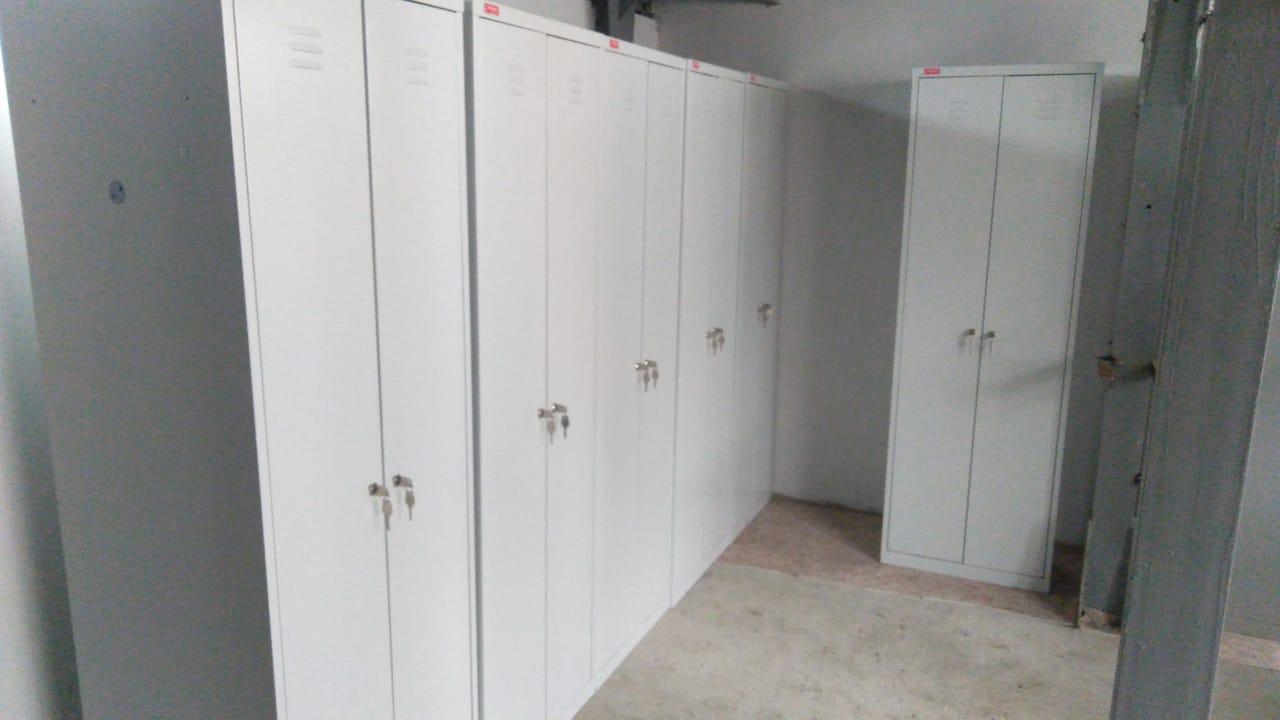 Металлический шкаф для одежды двухсекционный - фото 1 - id-p109003156