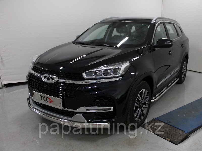 Пороги с площадкой 42,4 мм ТСС для Chery Tiggo 8 2020-