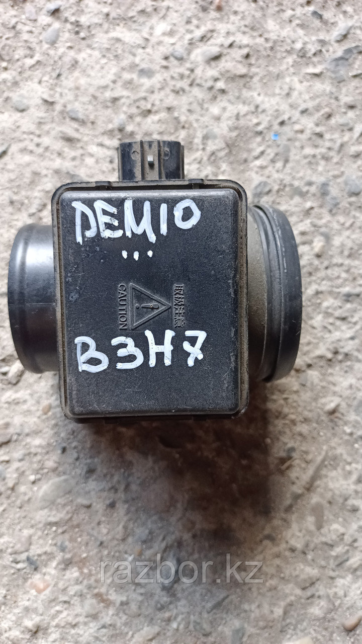 Расходомер воздуха Mazda Demio