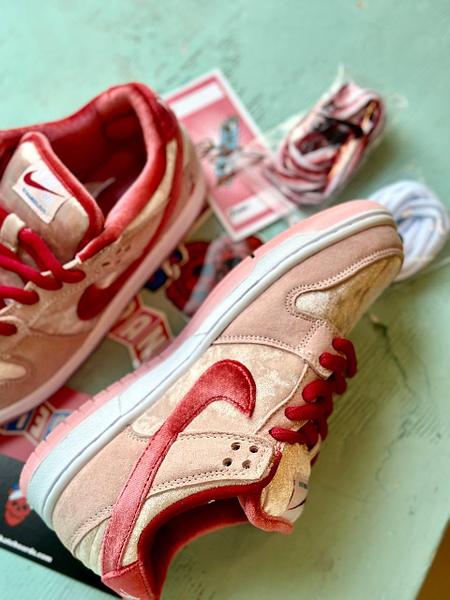 Nike SB Dunk love Strange Love Beautyhood 108835828