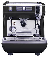 Кофемашина Nuova Simonelli Appia Life 1Gr S қара, жоғары топ, жартылай автомат
