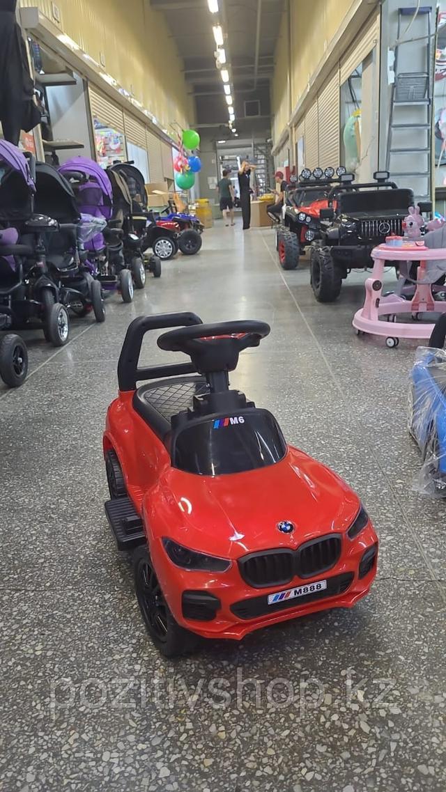 Детский электро толокар BMW с педалью красный