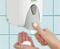 Диспенсер (дозатор) для пенки для мытья рук Vialli F5 (Турция) 500мл. белый - фото 1 - id-p83226561