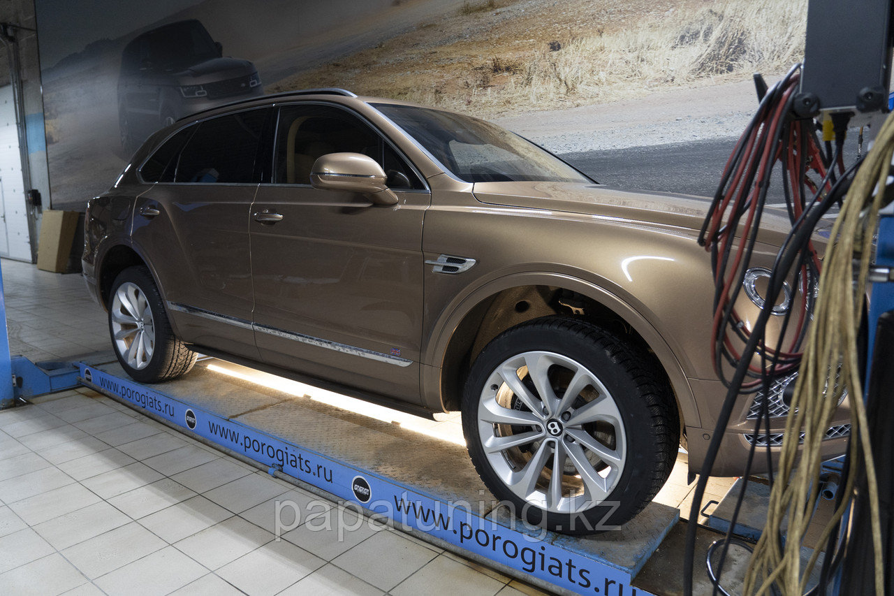 Пороги выдвижные электрические ОЕМ для Bentley Bentyaga 2015- - фото 7 - id-p109297061