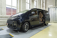 Пороги выдвижные электрические ОЕМ для Hyundai Staria 2021-