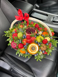 Фруктово-ягодная корзина 30 см