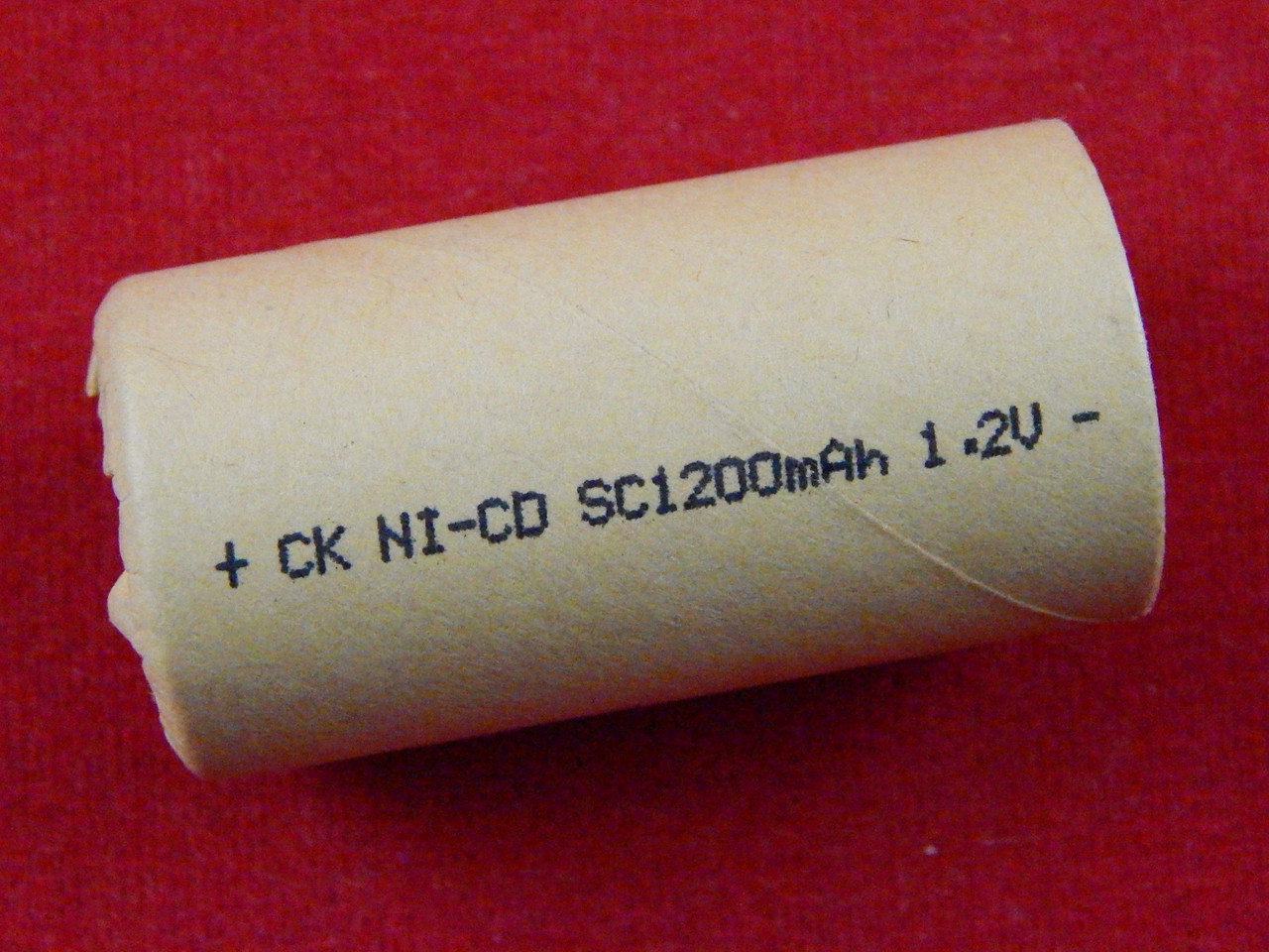 Аккумулятор Ni-Cd SC 1200mAh 1.2V картонная оболочка - фото 1 - id-p109349153