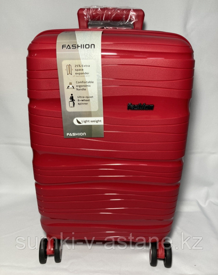 Маленький пластиковый дорожный чемодан на 4-х колёсах Fashion (высота 53 см, ширина 34 см, глубина 21 см)