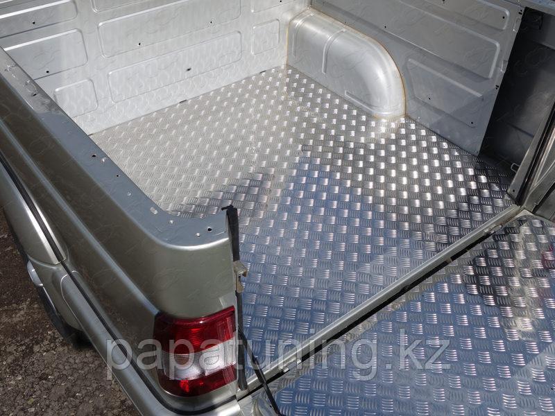 Защитный алюминиевый вкладыш в кузов автомобиля (дно) ТСС UAZ Pickup 2015- - фото 1 - id-p109389772