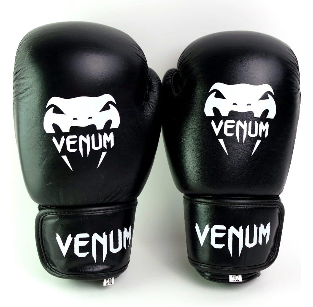Перчатки боксерские VENUM 12 oz Черные.