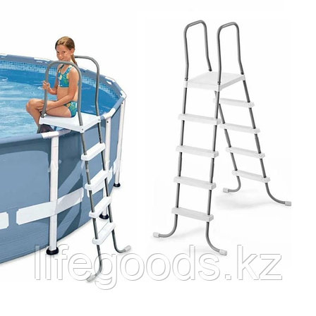 Лестница для бассейнов высотой 132/133 см, Intex 28067, фото 2